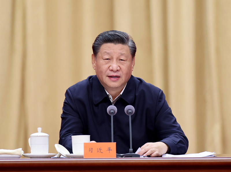 　　1月11日，省部級主要領(lǐng)導(dǎo)干部學(xué)習(xí)貫徹黨的十九屆六中全會精神專題研討班在中央黨校（國家行政學(xué)院）開班。中共中央總書記、國家主席、中央軍委主席習(xí)近平在開班式上發(fā)表重要講話。新華社記者 王曄 攝